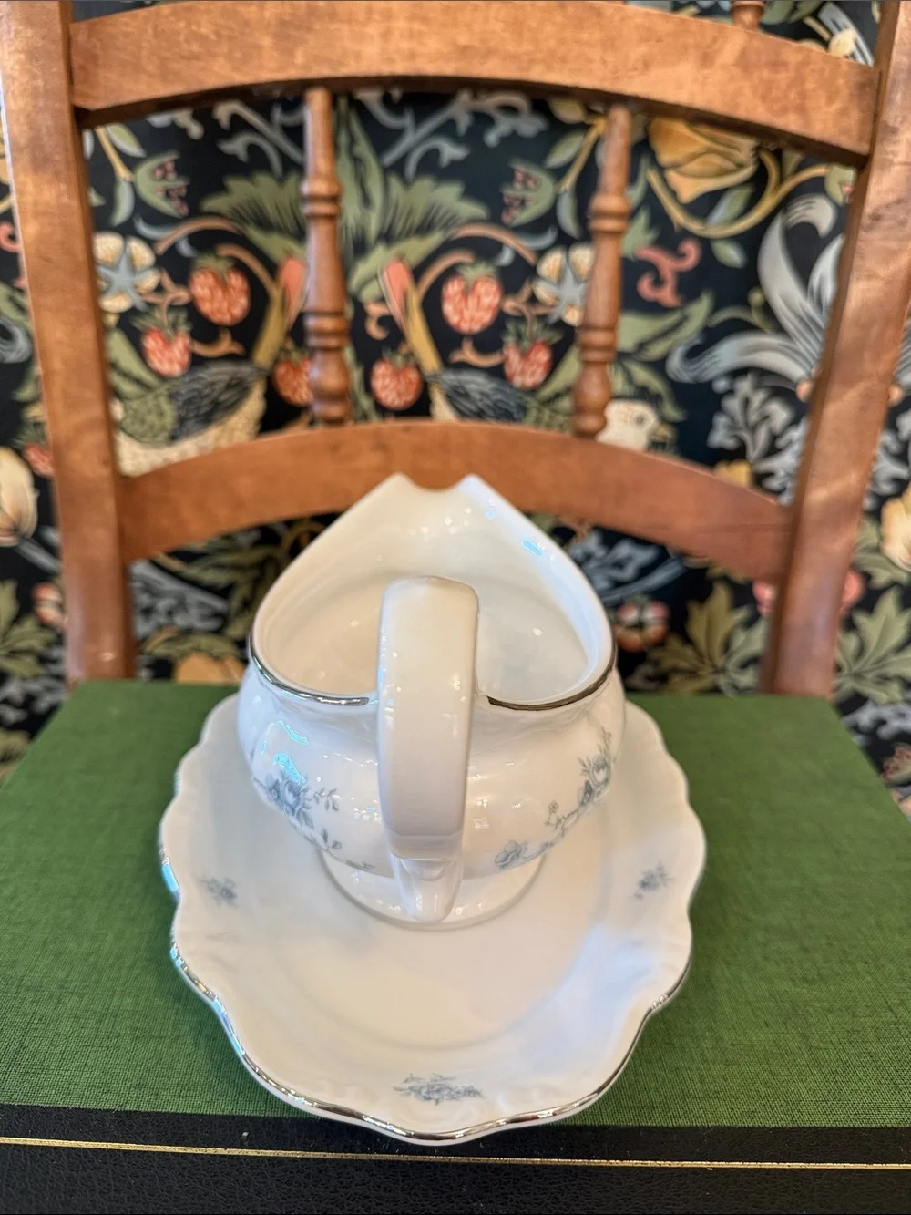 LARGE Johann Haviland Blue Garland Gravy Boat Platinum Trim Bavaria Germany